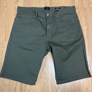 H&M Olive Flat Front Men's Shorts